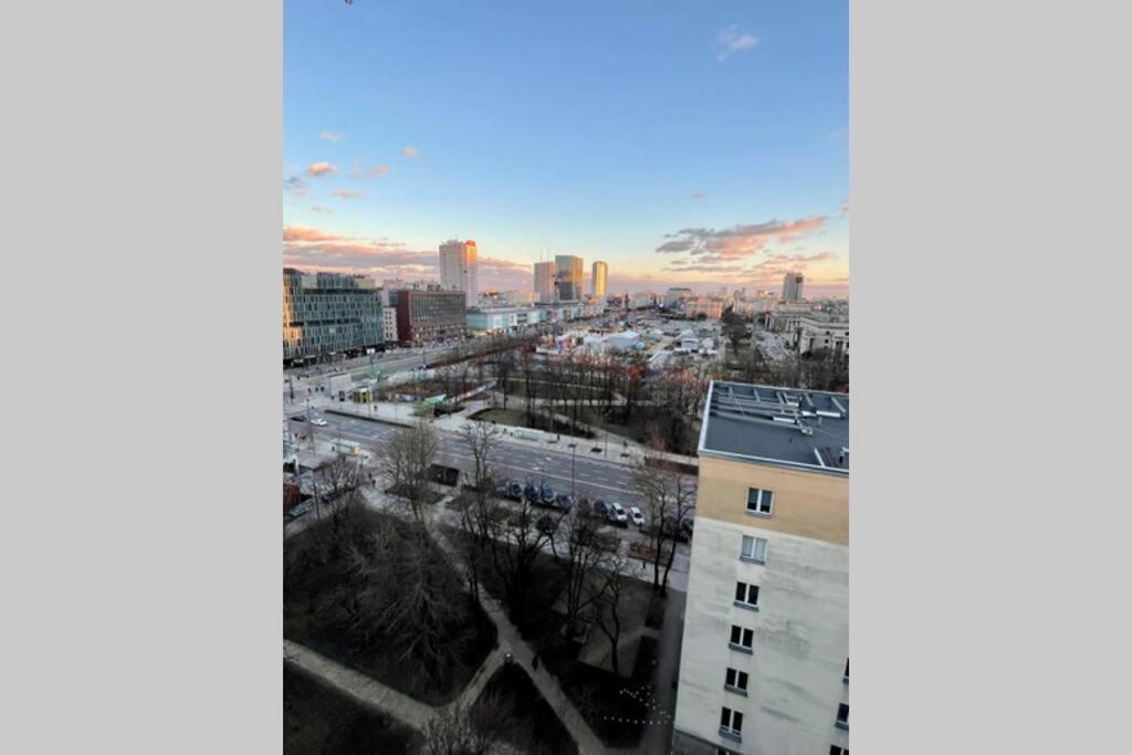 Super Apartament Brown 2X Metro Nowy Wifi Netflix Spotify Panorama Miasta Varsavia Esterno foto