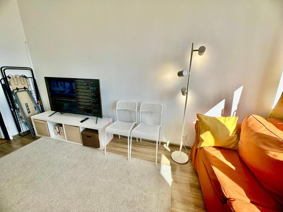 Super Apartament Brown 2X Metro Nowy Wifi Netflix Spotify Panorama Miasta Varsavia Esterno foto